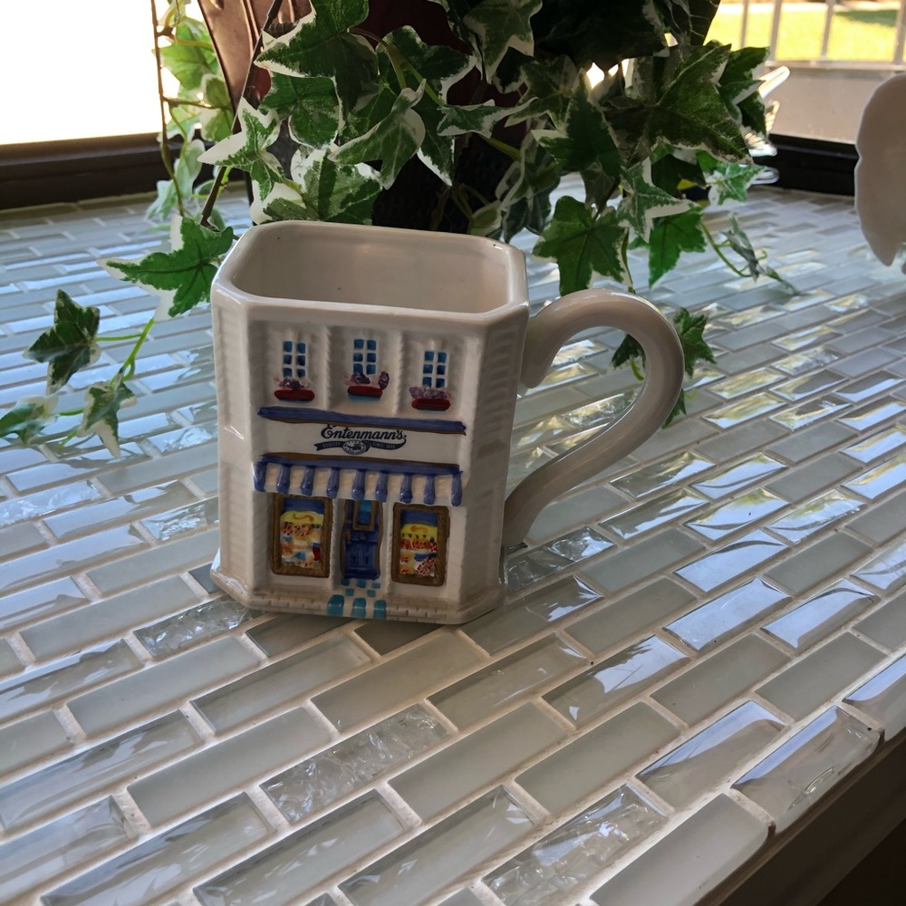 FL Collectors Tea or Coffee Cup Mug Exclusively for Entermann's